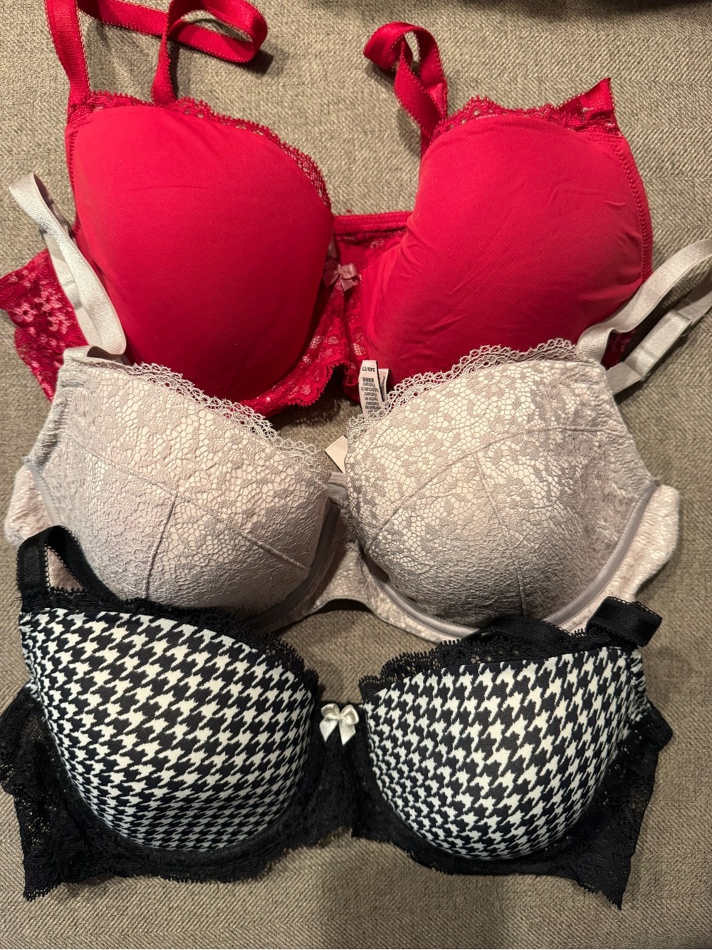 Women’s Lace & Houndstooth Bra Set - Red, Light Gray, Black/White